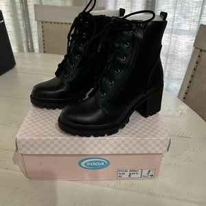 Black Lace Up Boots, Size 6, Soda Brand, NWT